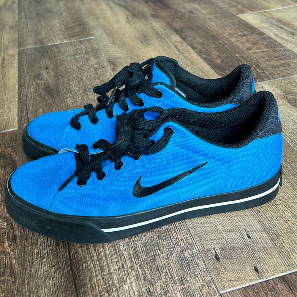 Nike ID low rise skate shoe